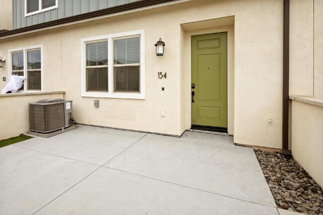 Building Photo - Village of Escaya - 3 Br 2.5 Ba - 2 car attached garage - must see this fabulous community!