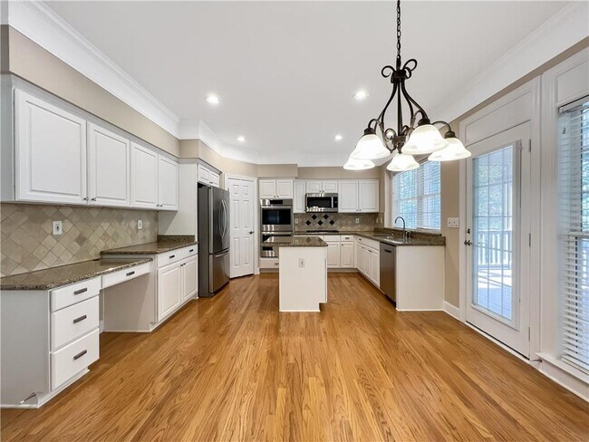 Building Photo - 1670 Laleiah Dr