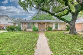 Building Photo - 5722 Cheltenham Dr