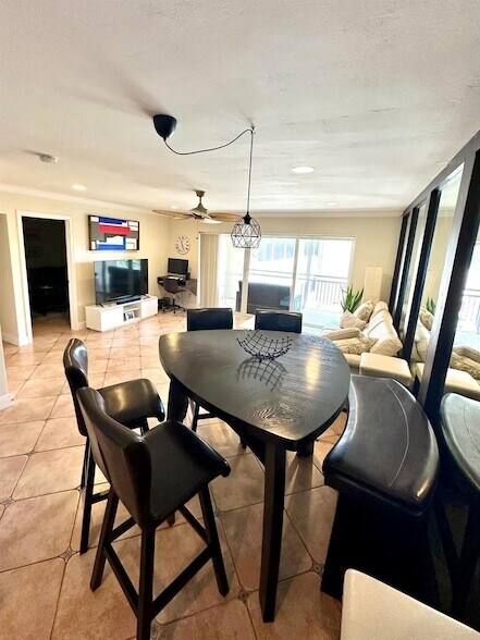 Primary Photo - 2501 S Ocean Blvd