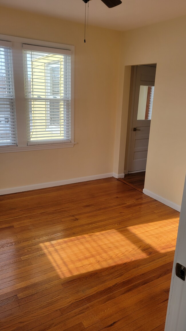 Bedroom with Access to Porch - 17 Helen St