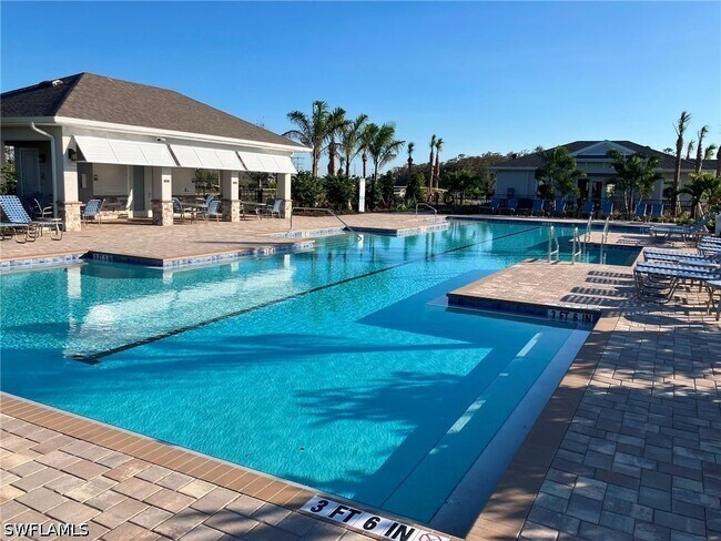 Building Photo - 11210 Sunset Preserve Dr