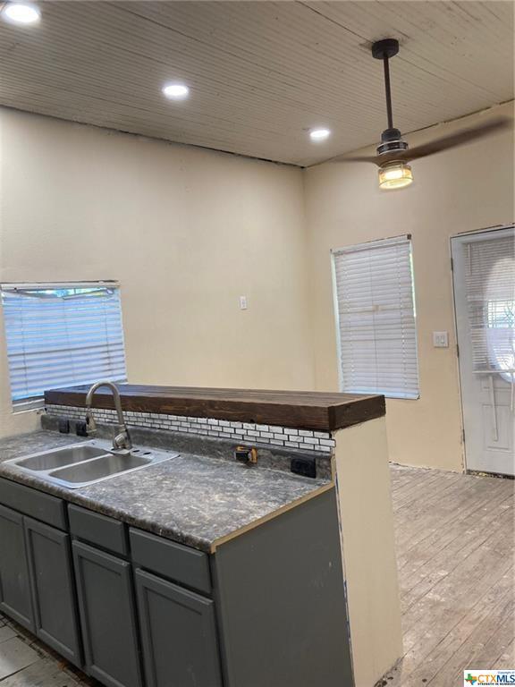 Building Photo - 1010 S 20th St