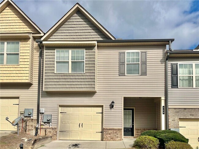 Primary Photo - 348 Turtle Creek Dr