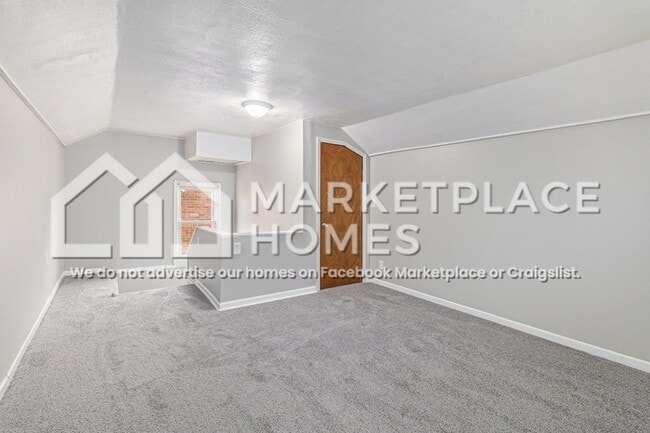 Building Photo - 9421 Courville St