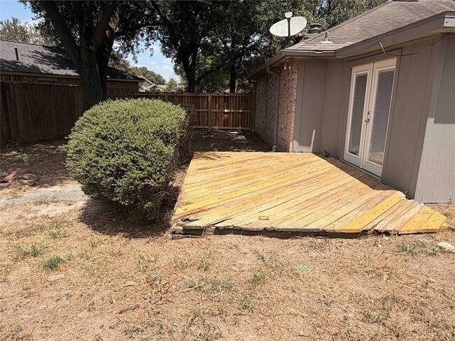 Building Photo - 7111 Feather Creek Dr