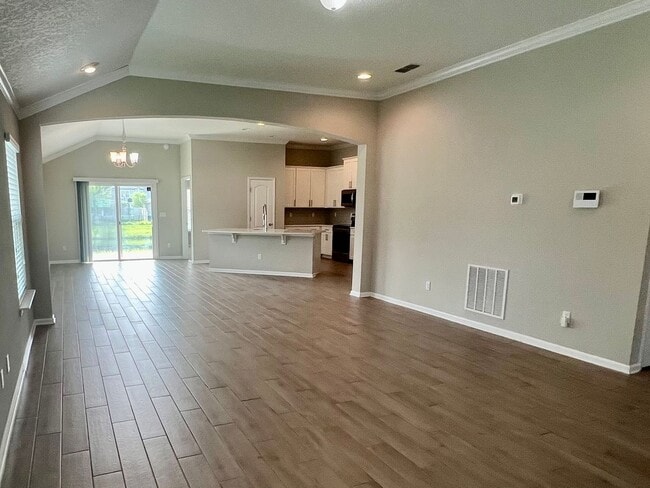 Building Photo - Great Size Home on Jacksonvilles Northside
