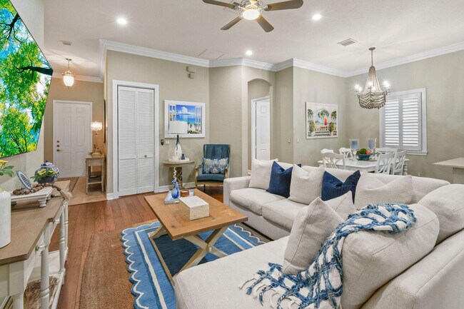 Building Photo - 167 Arklow Ave