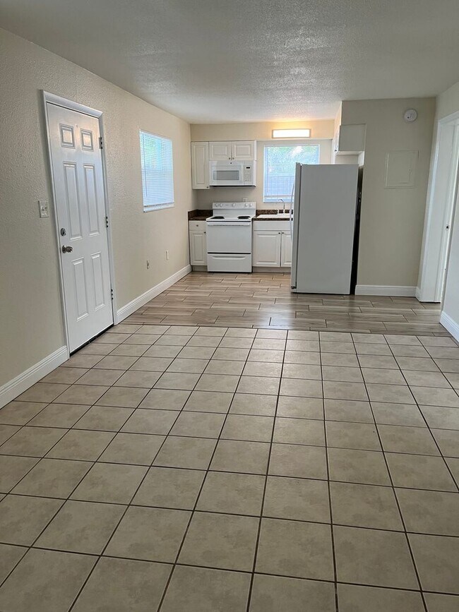 Interior Photo - Ocean Walk