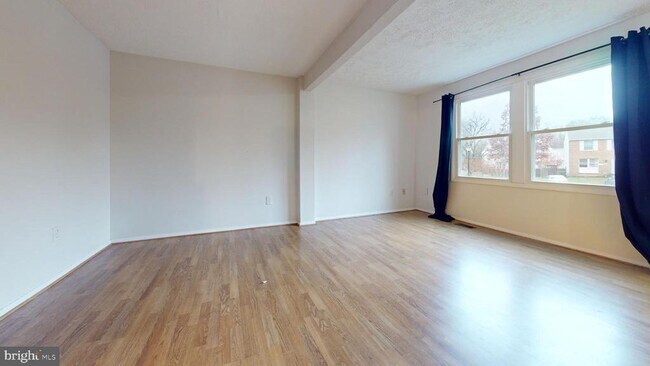 Primary Photo - 7801 Fairborn Ct