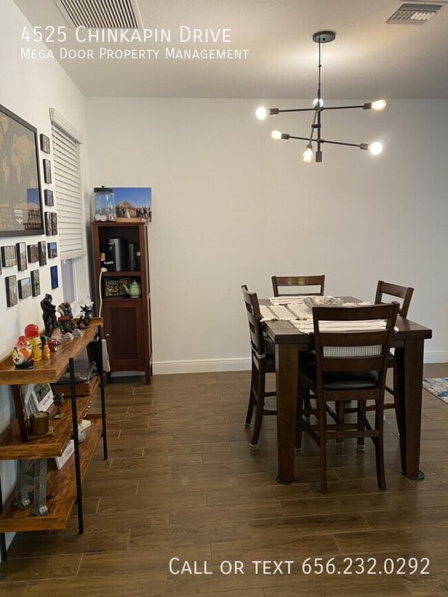 Building Photo - 4525 Chinkapin Dr