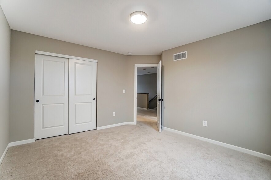 Building Photo - 129 Mahogany Dr