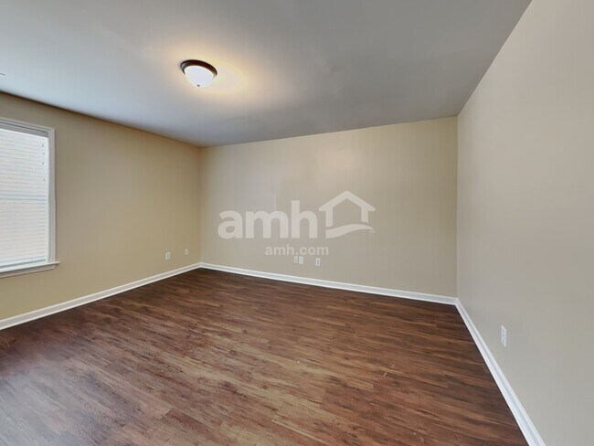 Building Photo - 228 Pearson Pl