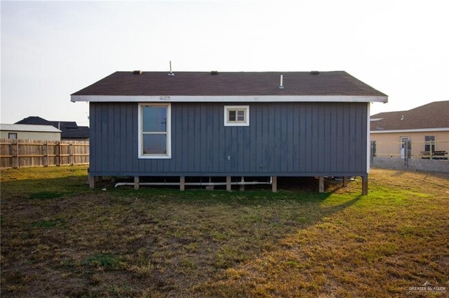 Building Photo - 18 North St