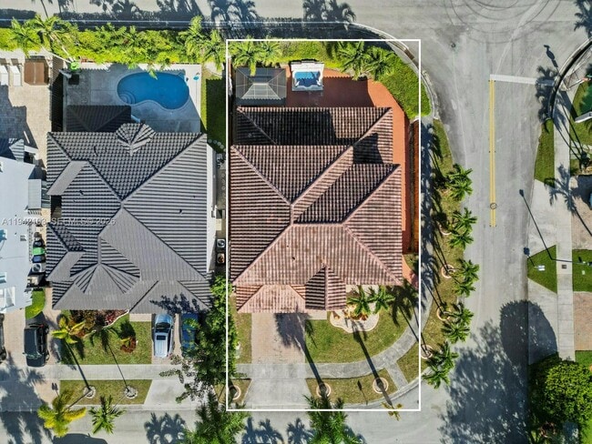 Building Photo - 16421 SW 64th Ter