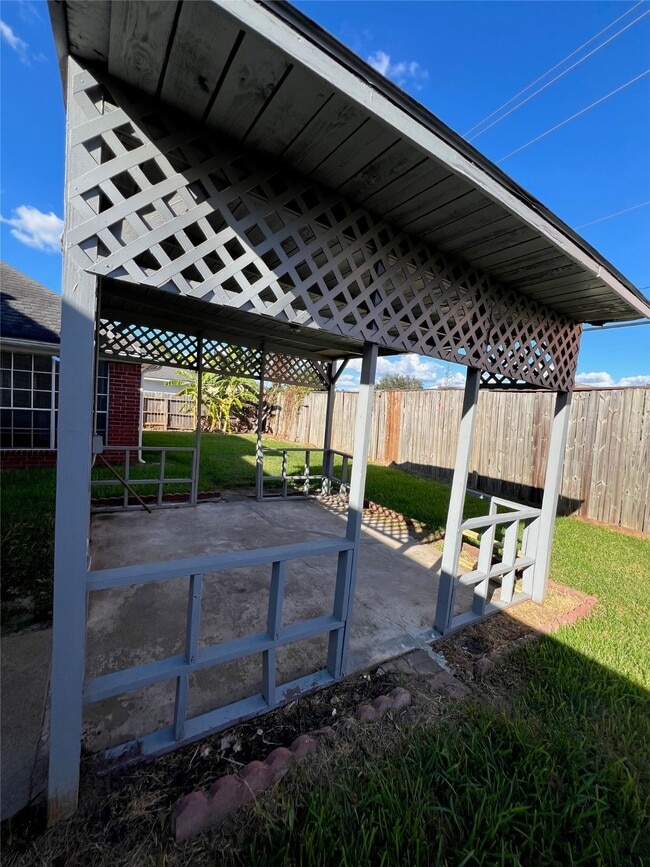 Building Photo - 3311 Ashlock Dr