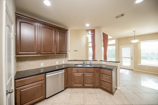 Building Photo - 4019 Windmill Creek Dr