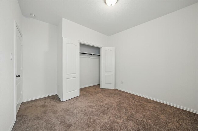 Building Photo - 31335 Horseshoe Meadow Bend Ln