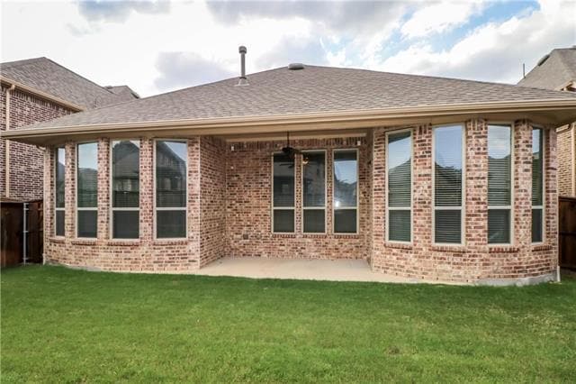 Building Photo - 2866 Nottingham Dr