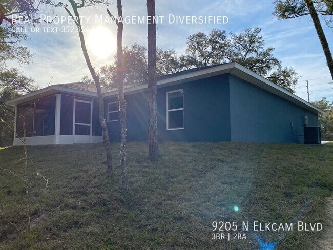 Building Photo - 9205 N Elkcam Blvd