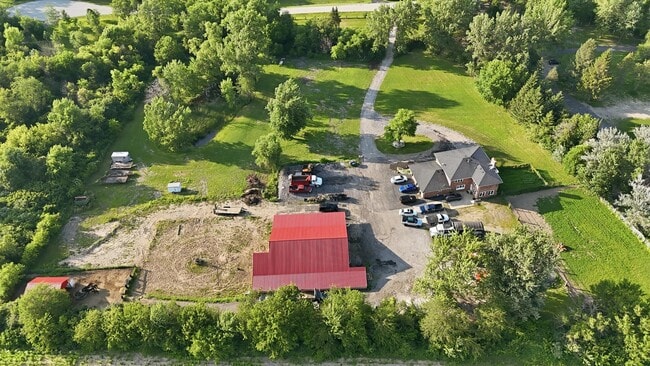 Building Photo - 25821 S Willow Creek Ln