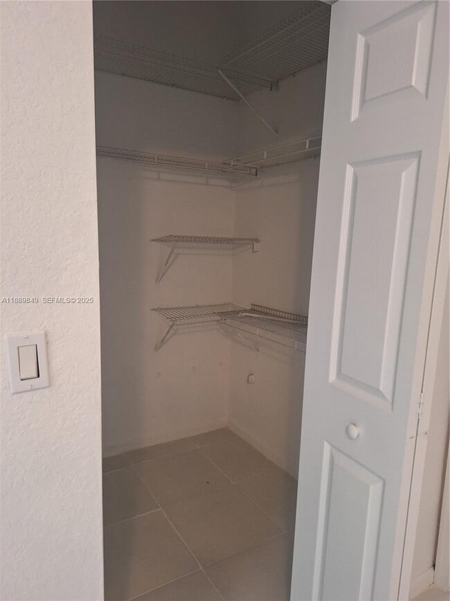 Building Photo - 6621 Winfield Blvd