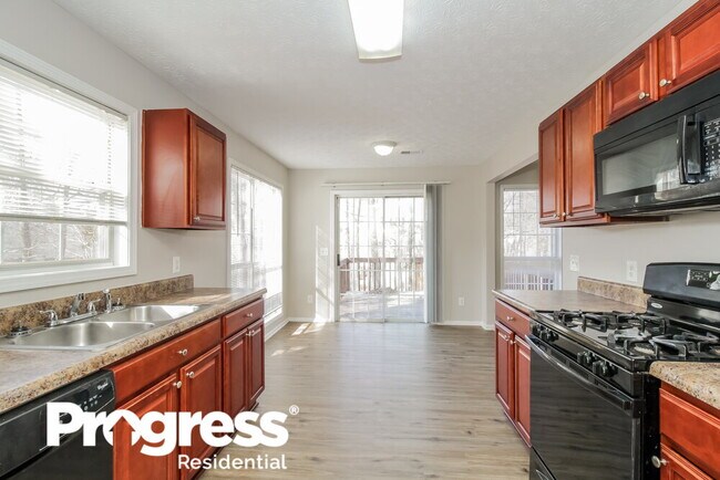 Building Photo - 2526 Riverwood Spg