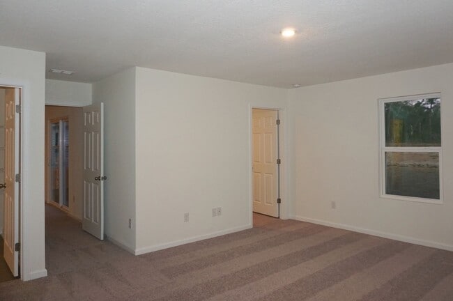 Building Photo - 4 Bedroom FOR RENT in Milton, FL