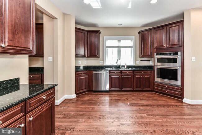 Building Photo - 2875 Star Opal Dr