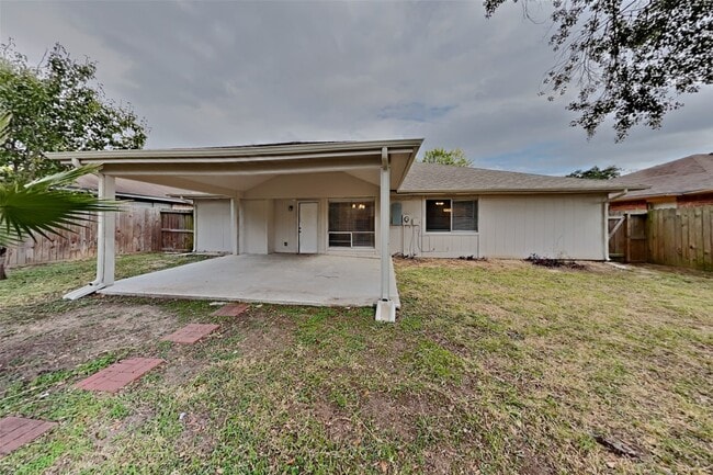 Building Photo - 7307 Daylight Ln