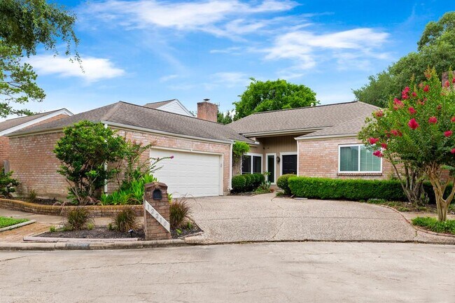 Primary Photo - 12210 Ravenmoor Dr
