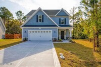 Building Photo - 223 Admiral Ct