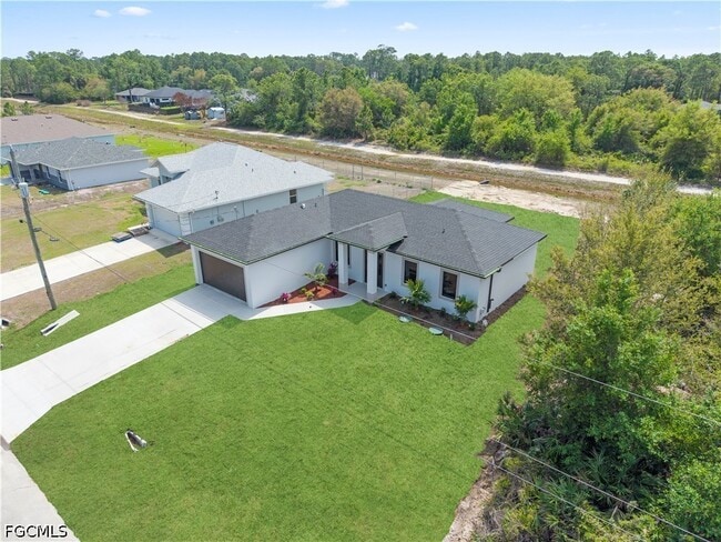 Building Photo - 2705 Darlene Pl