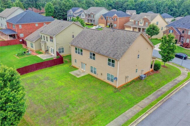 Building Photo - 4228 Woods Creek Ln
