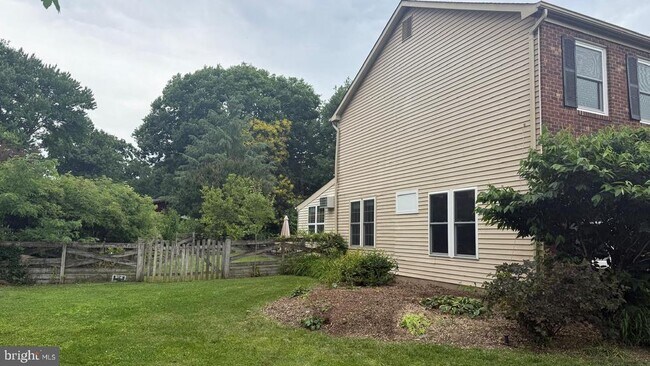 Building Photo - 12519 Arnsley Ct