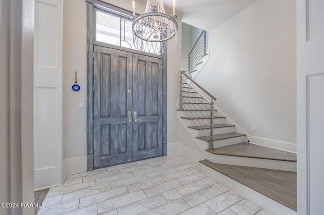 Building Photo - 300 Brightwood Dr