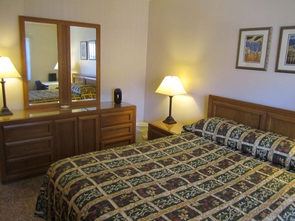 Building Photo - 210 Regency Park Dr