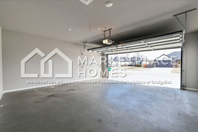 Building Photo - 439 N Otoe St