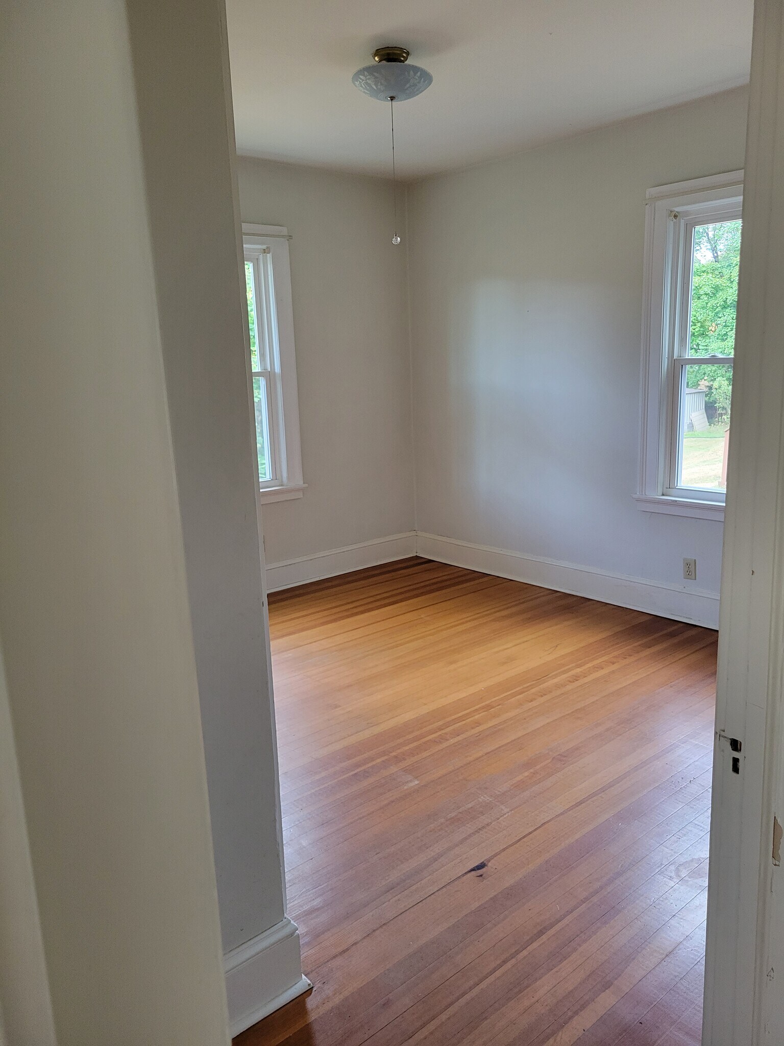 Bedroom 2 - Back of House - 63 Durkin St