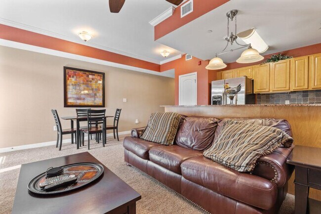 Building Photo - 1410 Hurley Dr