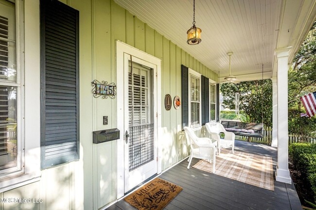 Building Photo - 145 St Francis St