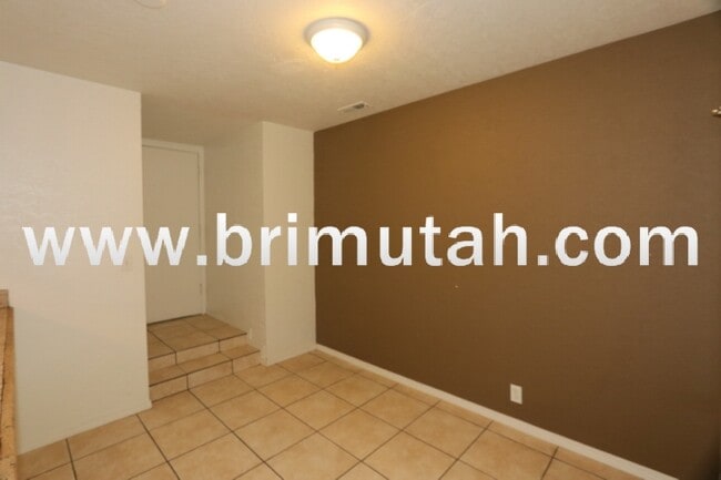 Building Photo - 31 M St