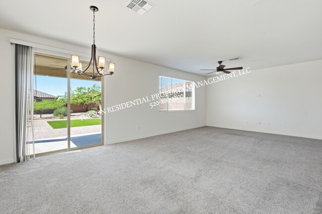 Building Photo - 7842 S New Strike Way