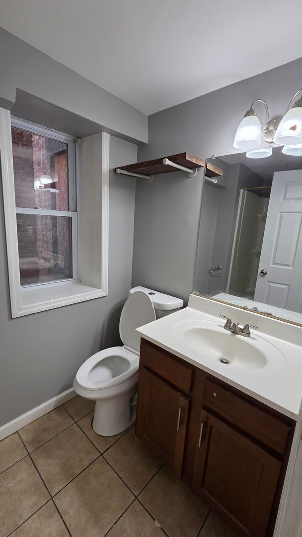 Building Photo - 273 Western Ave