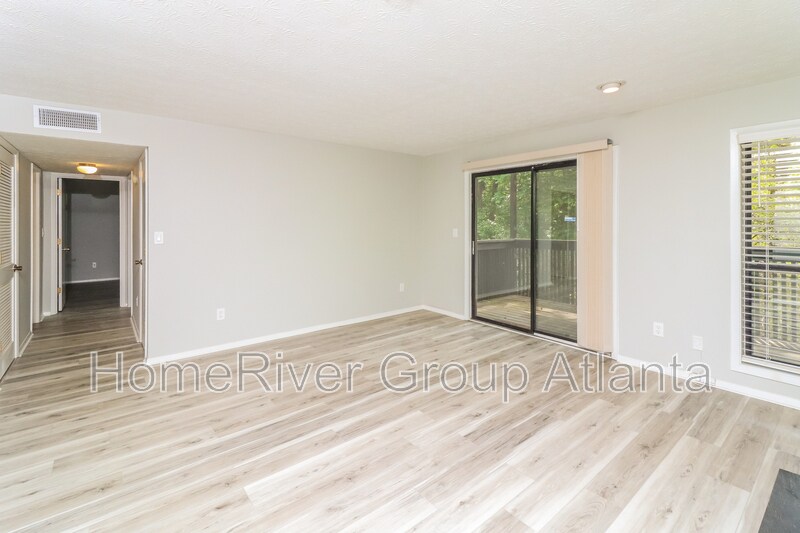 Building Photo - 308 Cumberland Ct SE