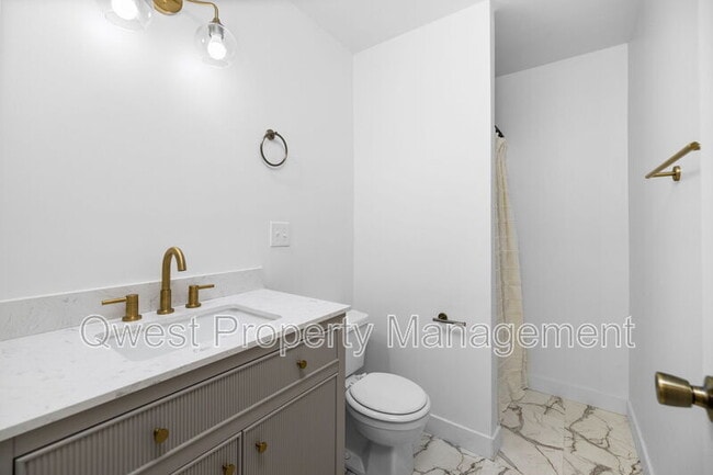 Building Photo - 3477 Blackwood Dr
