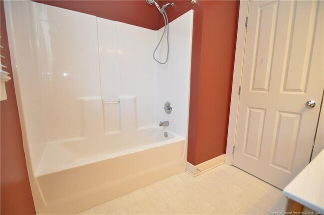 Building Photo - 1164 Trentini Ave