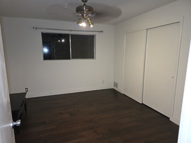 Building Photo - 4924 N Woodmere Fairway