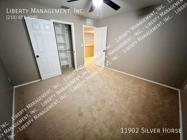 Building Photo - 11902 Silver Horse