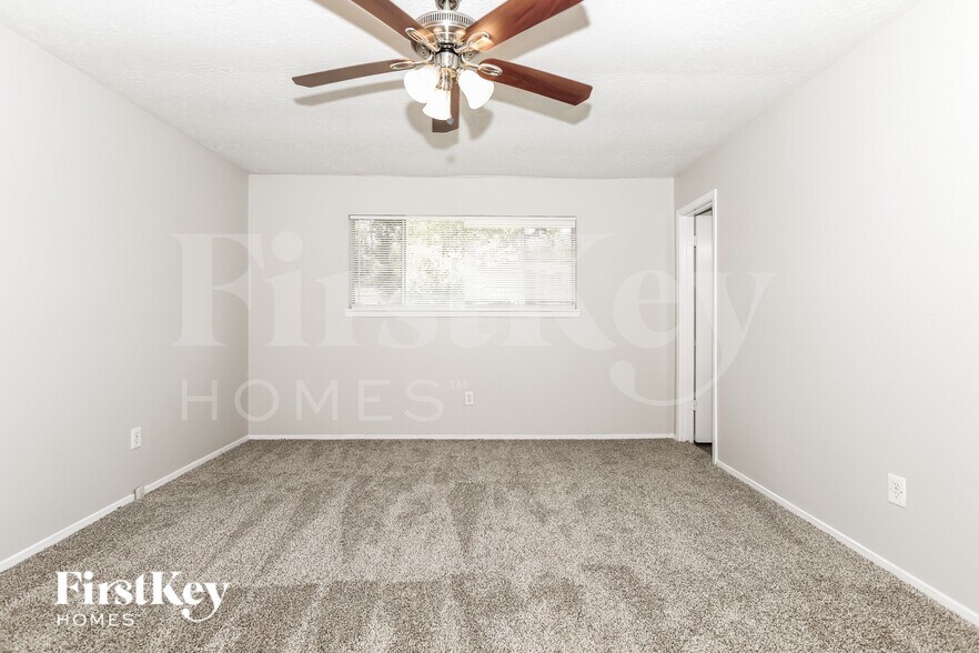 Building Photo - 22519 Rockgate Dr